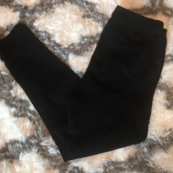 ♦️Great pair of black jeans ♦️​ - Picture 1 of 4